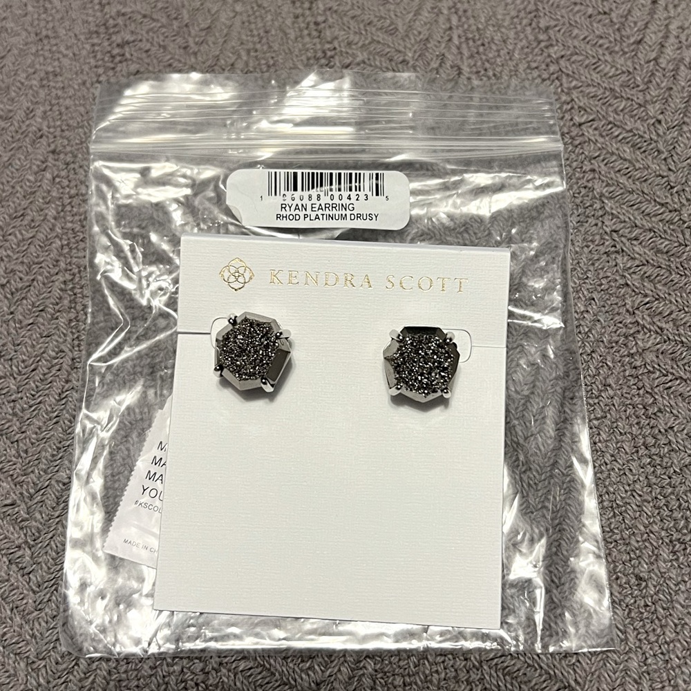 Kendra Scott Ryan earrings